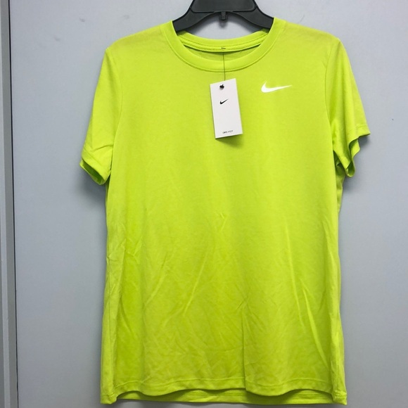 Nike Dry Fit tee - Picture 1 of 5